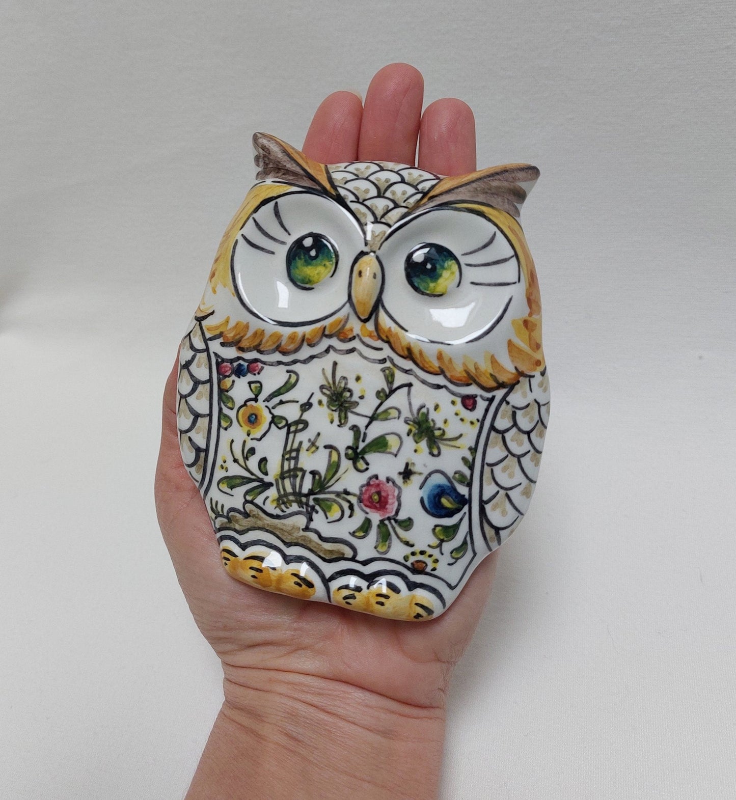 Hand-painted ceramic owl, Gifts for her or him, Wall deco, Portuguese ceramics, Hand-painted Coimbra Ceramics, Owl Statue, Birthday gift