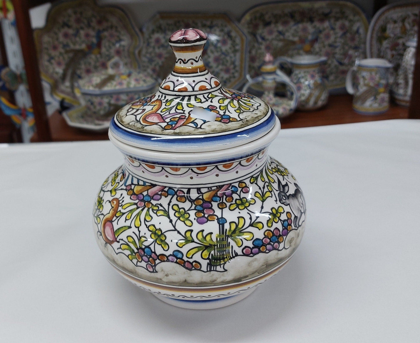 Round Ceramic box , Gift for her or for him. Ceramic boxes for jewelry, ceramic boxes painted by hand, Ceramic boxes with lid