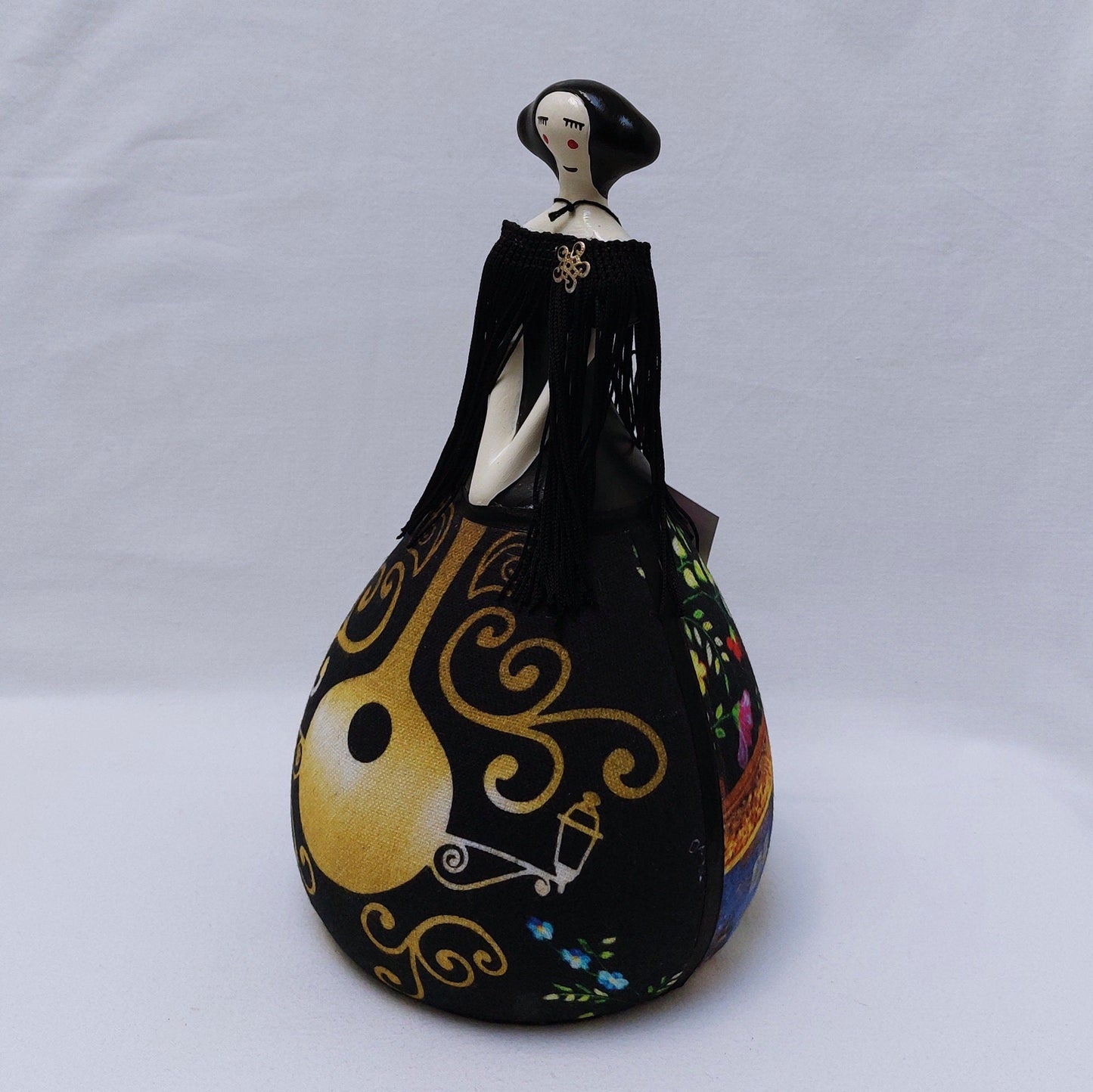 Fado singer figure, Fado figurine, Original Gift, Decorative ceramic doll, Typical Portuguese decorative Pottery