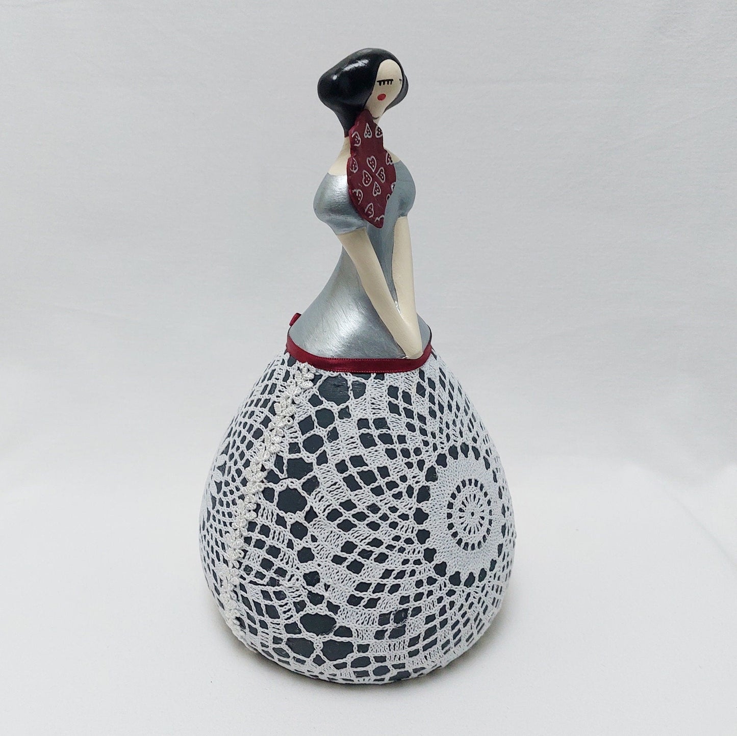 Portuguese Typical Figure with lace, Decorative figurine, Christmas Gift, Decorative ceramic doll, Typical Portuguese decorative Pottery