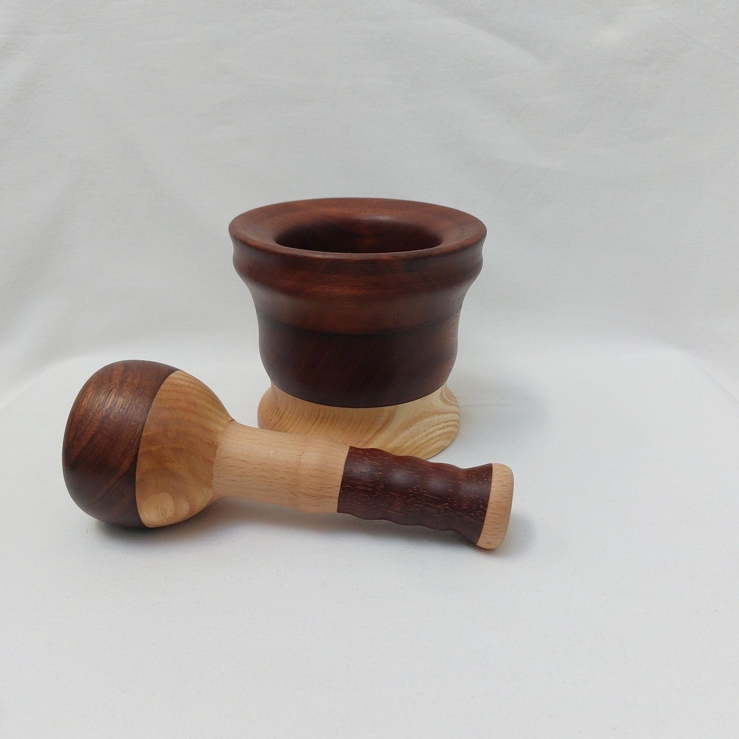 Handmade Wooden mortar and pestle finished with beeswax. Solid wood mortar, Wooden mortar and pestle handmade. Christmas Gifts for Chefs