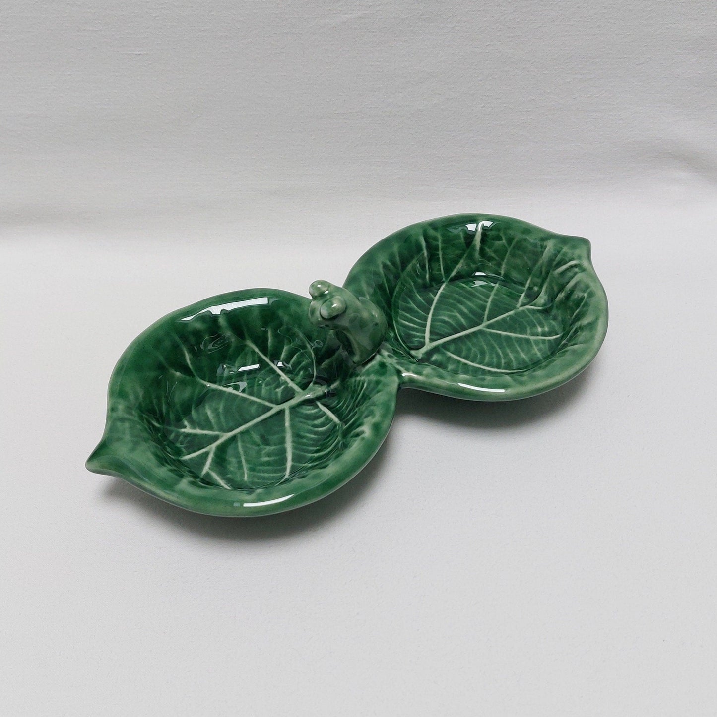 Appetizer ceramic cabbage plate, Portuguese Ceramic Appetizer Plate cabbage, Singular Christmas Portuguese gifts