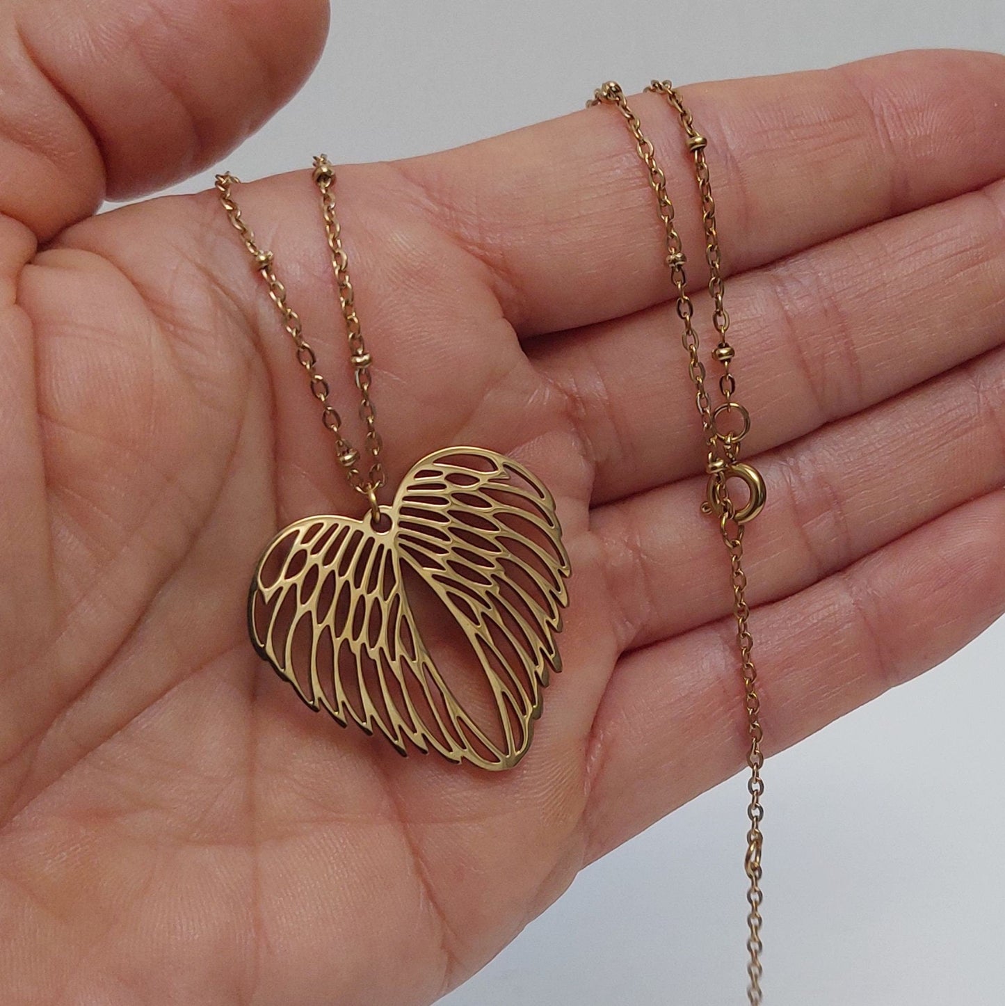 Gold plated steel necklace| Stainless steel heart necklace| Mother's Day gift| Valentine's Day gifts| Gifts for them| Bridal shower gifts