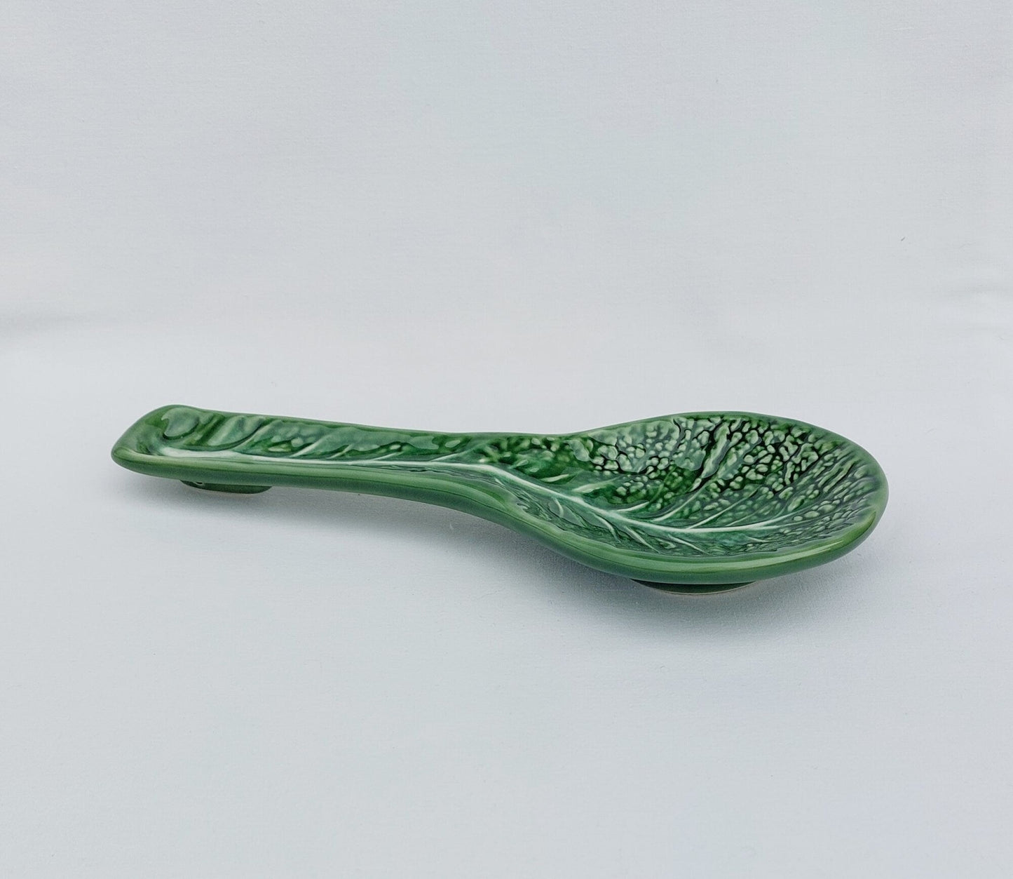 Ceramic Spoon Rest|Ceramic Cabbage leaf design | Traditional portuguese ceramic|  Traditional ceramic for kitchen| Gifts for chefs