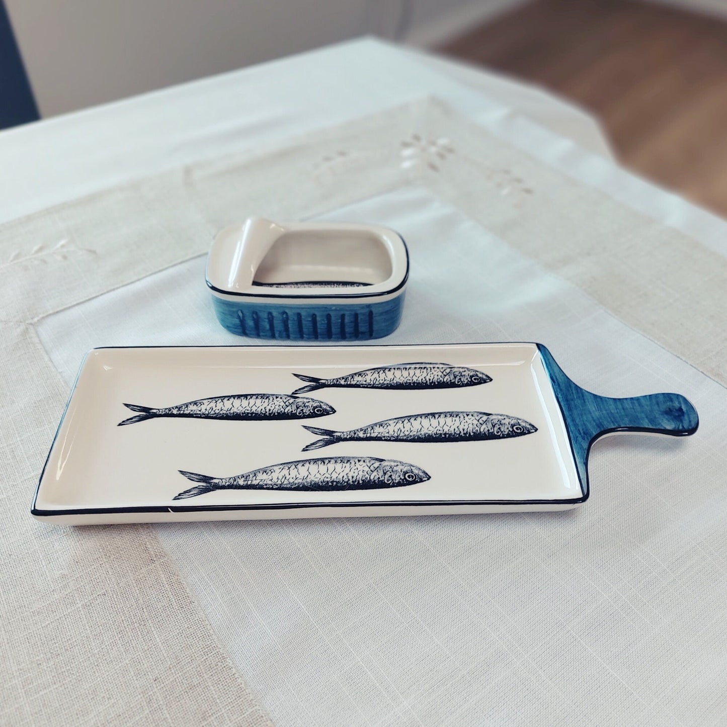 Portuguese ceramic sardines appetizer tray, Ceramic of Portuguese Sardines. Gifts for chefs, Ceramic kitchen snack board, Sardine can