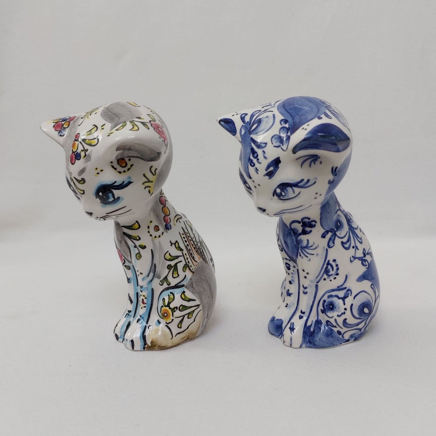 Set x2 Hand-painted ceramic cat statue, Birthday or Christmas gift, XS Ceramic Cat, Hand-painted Portuguese Ceramic Coimbra