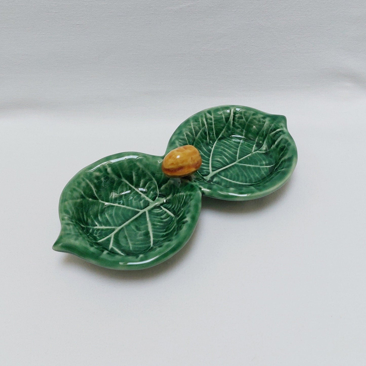 Appetizer ceramic cabbage plate, Portuguese Ceramic Appetizer Plate cabbage, Appetizer tray Ceramic Cabbage leaf design