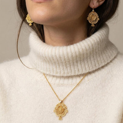 Gold-Plated Portuguese Filigree Necklace and Earrings Set – Lace-Inspired Jewelry
